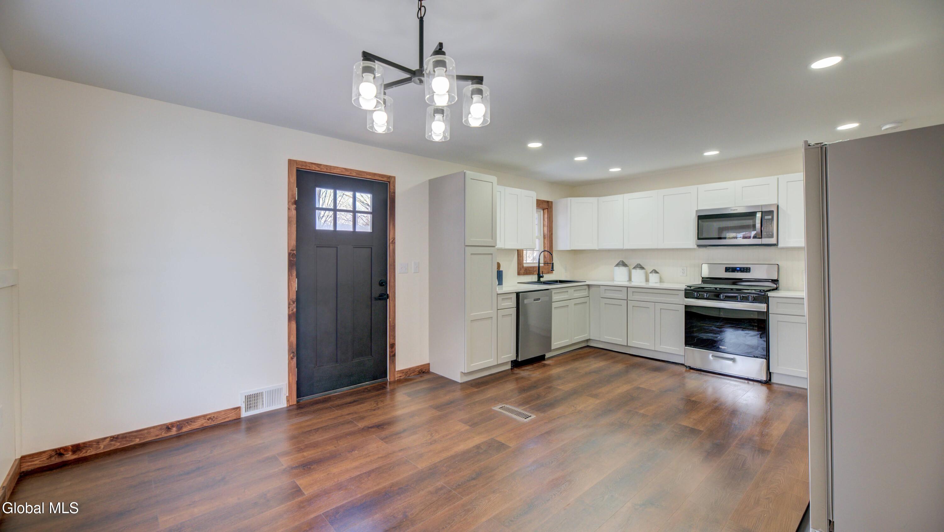 20 Spring Street Broadalbin, NY 12025 - Photo 6 of 47 20 Spring St-20