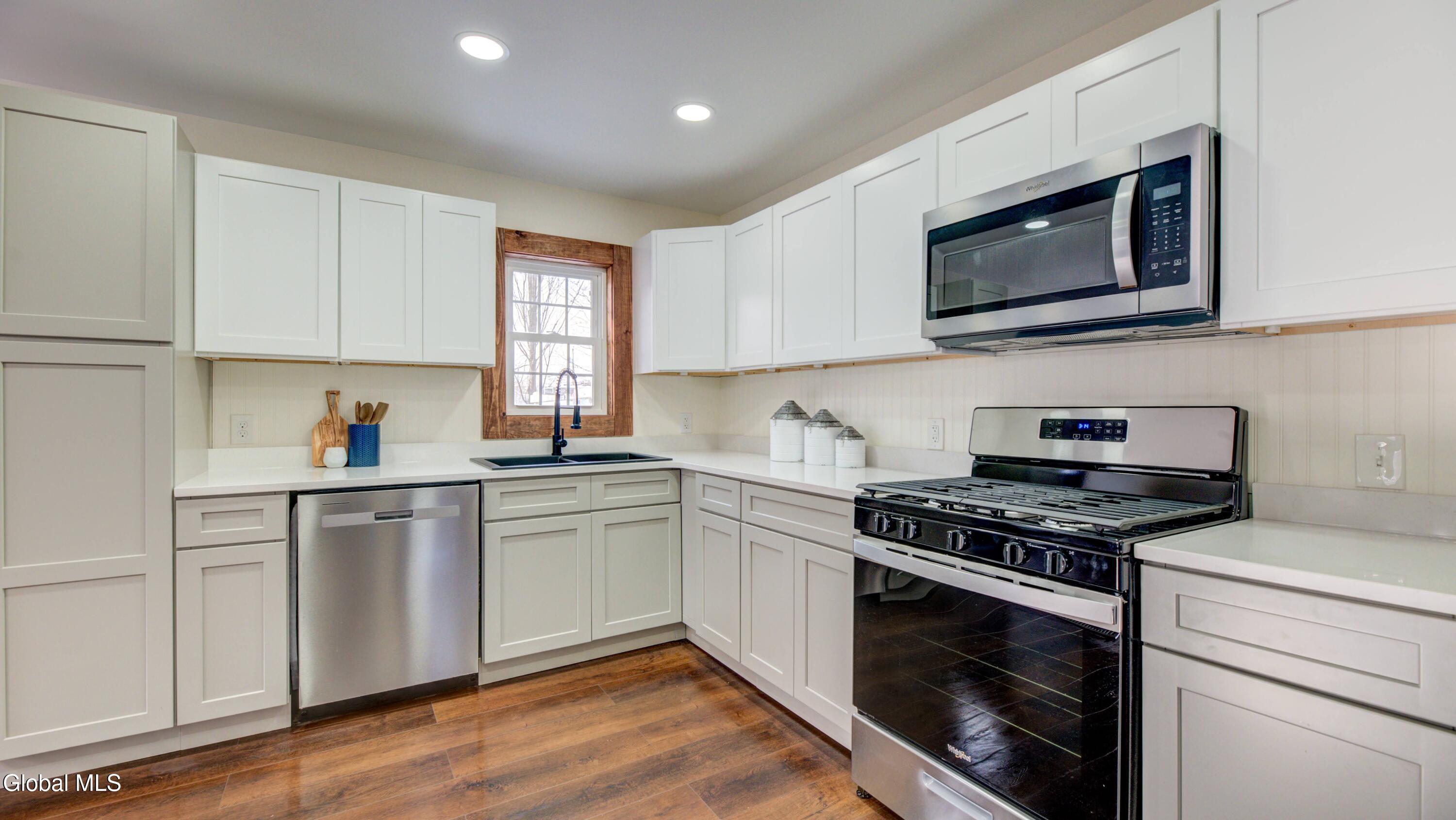 20 Spring Street Broadalbin, NY 12025 - Photo 9 of 47 20 Spring St 2-4