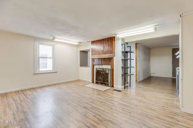 $129,900 | 1713 Edgemont Avenue, Bristol, TN 37620