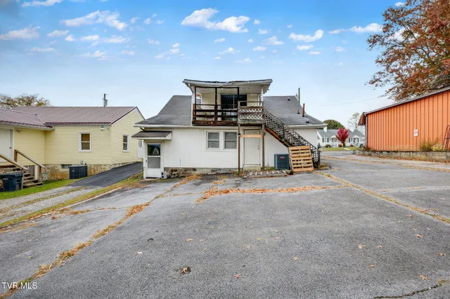 $129,900 | 1713 Edgemont Avenue, Bristol, TN 37620