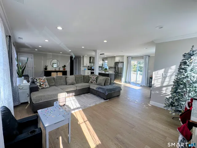 $499,000 | 3 Vine Street, Naugatuck, CT 06770