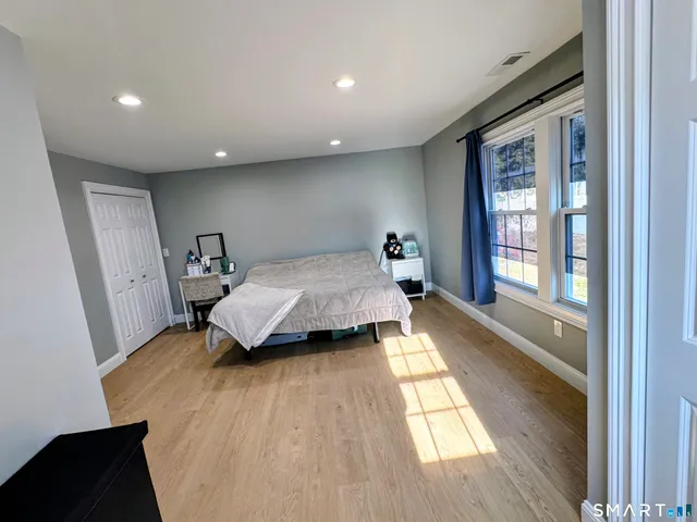 $499,000 | 3 Vine Street, Naugatuck, CT 06770