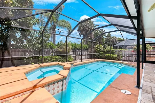 $1,390,000 | 765 101st Avenue North, Naples, FL 34108