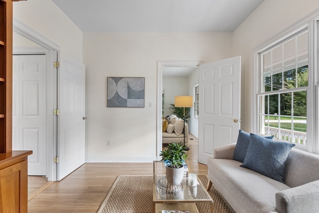 8 Linway Road Lincoln, MA 01773 - Photo 19 of 37