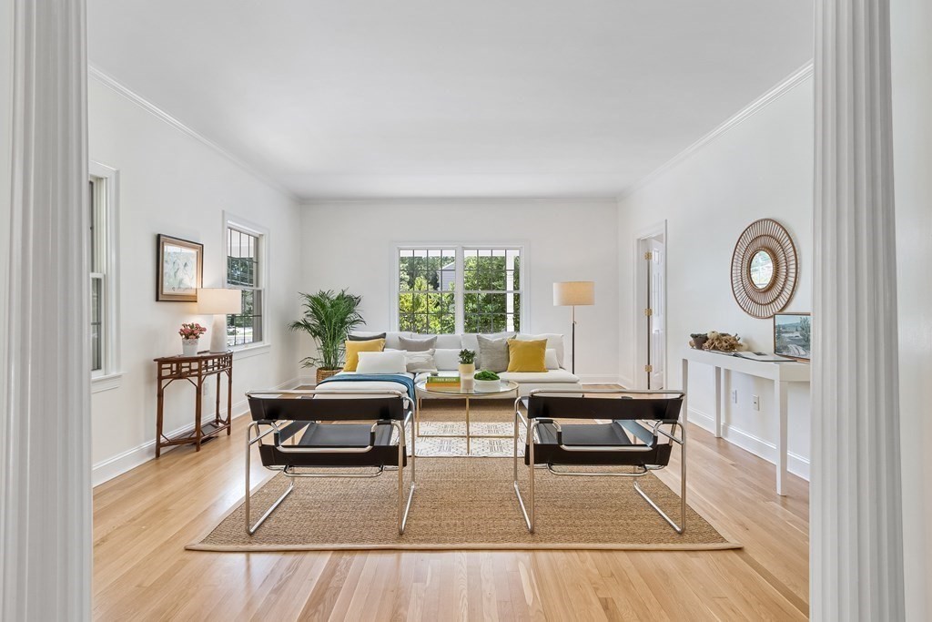 8 Linway Road Lincoln, MA 01773 - Photo 6 of 37