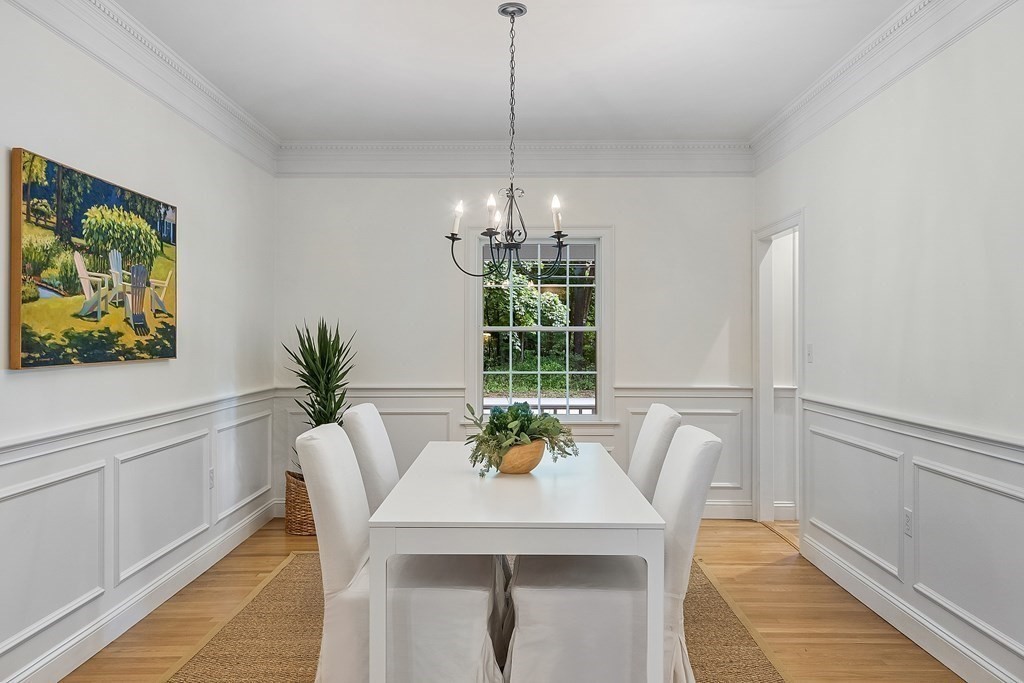 8 Linway Road Lincoln, MA 01773 - Photo 7 of 37