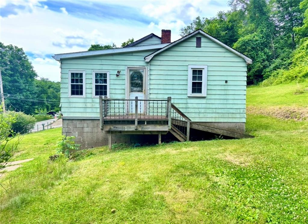 61 McMichael Road Carnegie, PA 15106 - Photo 1 of 17
