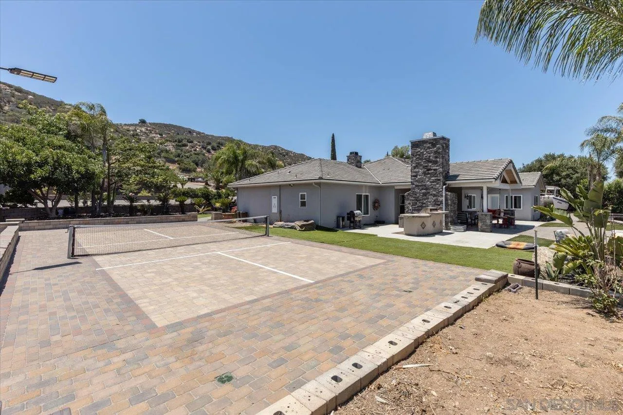 15786 Olde Highway 80 El Cajon, CA 92021 - Photo 42 of 75