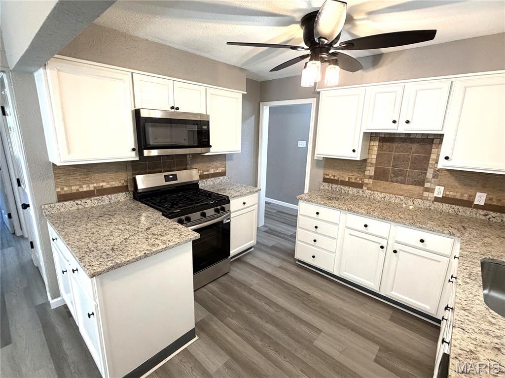 5268 Highway 156 Waterloo, IL 62298 - Photo 2 of 30