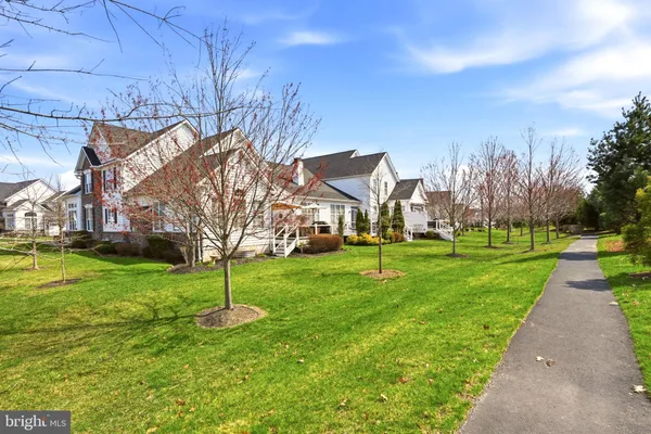 $1,139,000 | 61 Hillyer Lane, Newtown, PA 18940