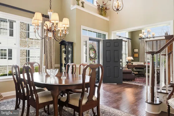 $1,139,000 | 61 Hillyer Lane, Newtown, PA 18940