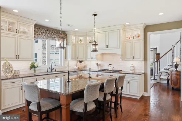 $1,139,000 | 61 Hillyer Lane, Newtown, PA 18940