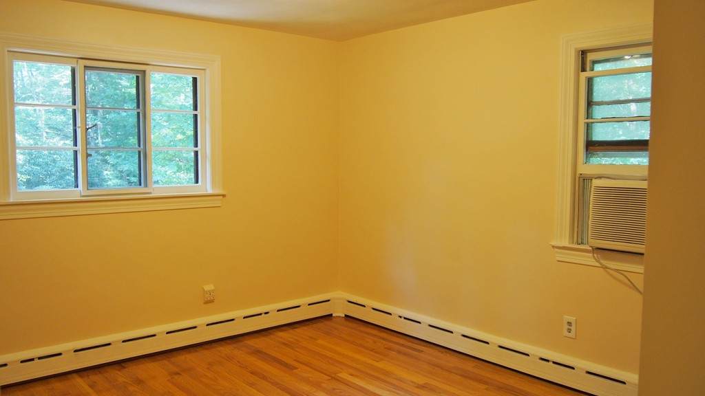 27 Hills Road Amherst, MA 01002 - Photo 17 of 24 Gallery Image 17