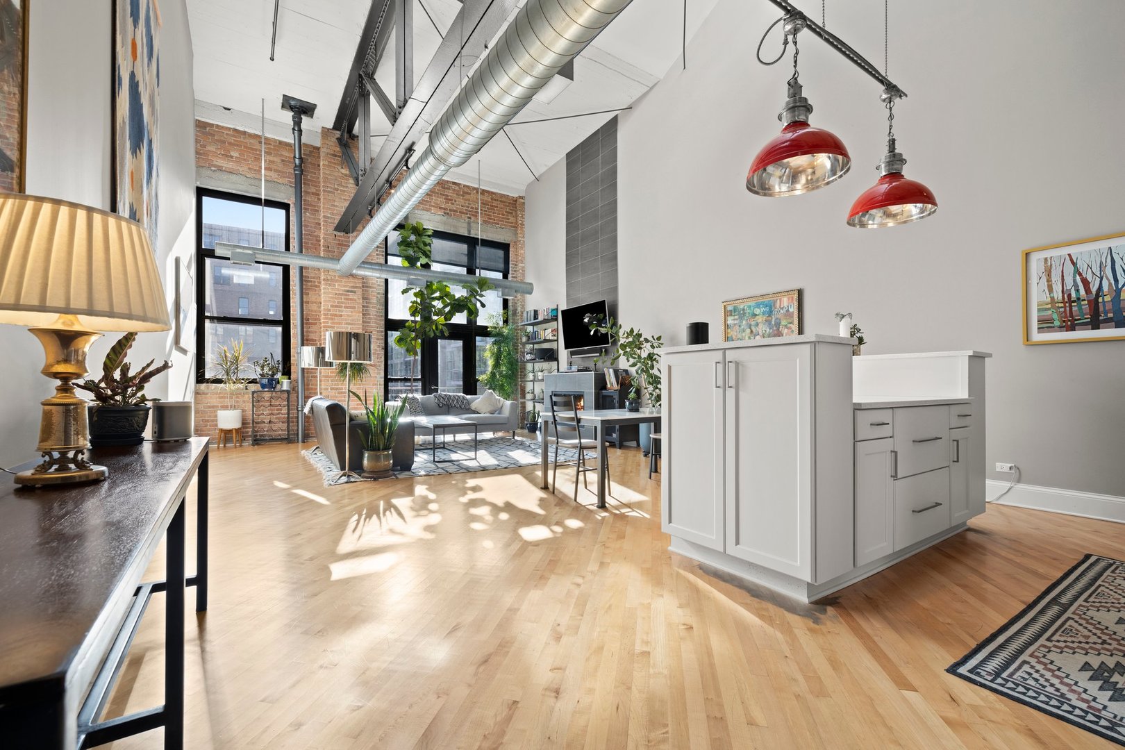 203 South Sangamon Street, Unit 306 Chicago, IL 60607 - Photo 7 of 30 a view of a kitchen and dining area