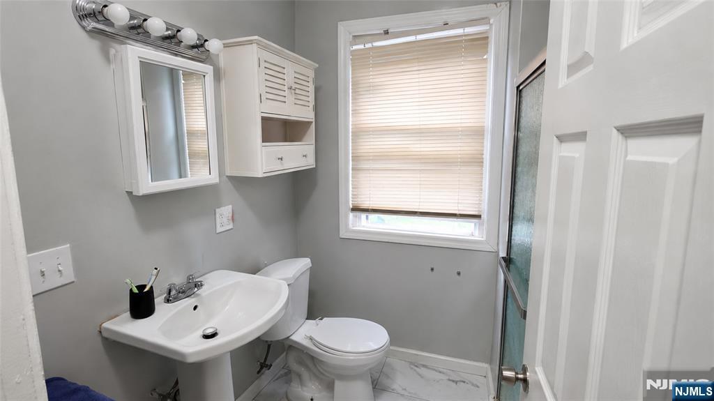 37 Prospect Street Bloomfield, NJ 07003 - Photo 16 of 27