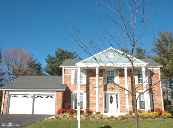 6 Blueberry Ridge Court Potomac, MD 20854 - Photo 23 of 23 Exterior (Front)
