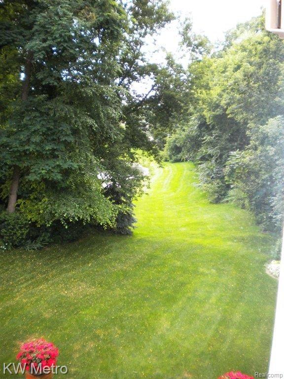 3869 Beechcrest Road Rochester, MI 48309 - Photo 19 of 25 DSCN1904.JPG