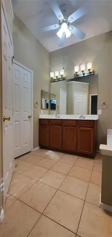 $2,300 | 10901 Camelot Drive, Frisco, TX 75035