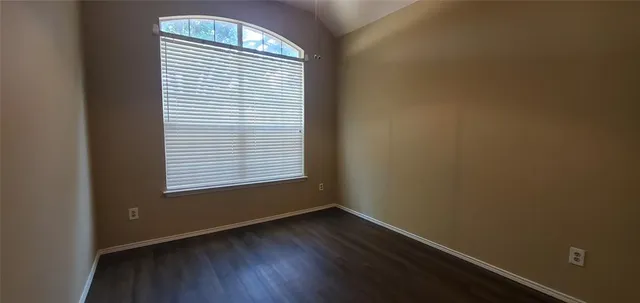 $2,300 | 10901 Camelot Drive, Frisco, TX 75035