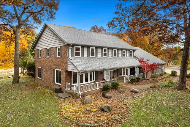 $1,259,000 | 14930 West Wadsworth Road, Wadsworth, IL 60083