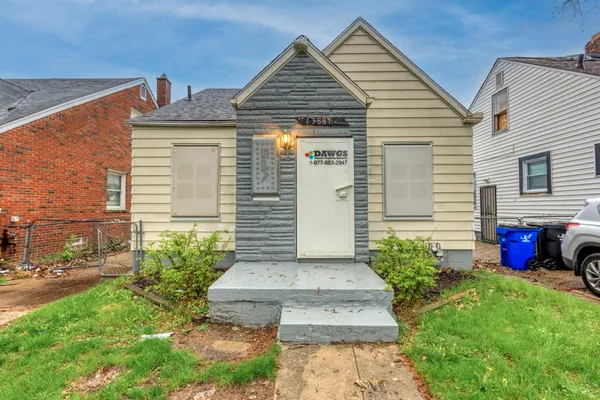 $1,350 | 13881 Carlisle Street, Detroit, MI 48205