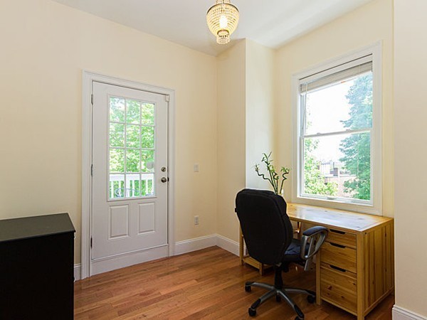 64 University Road, Unit 2 Brookline, MA 02446 - Photo 25 of 28 Gallery Image 25