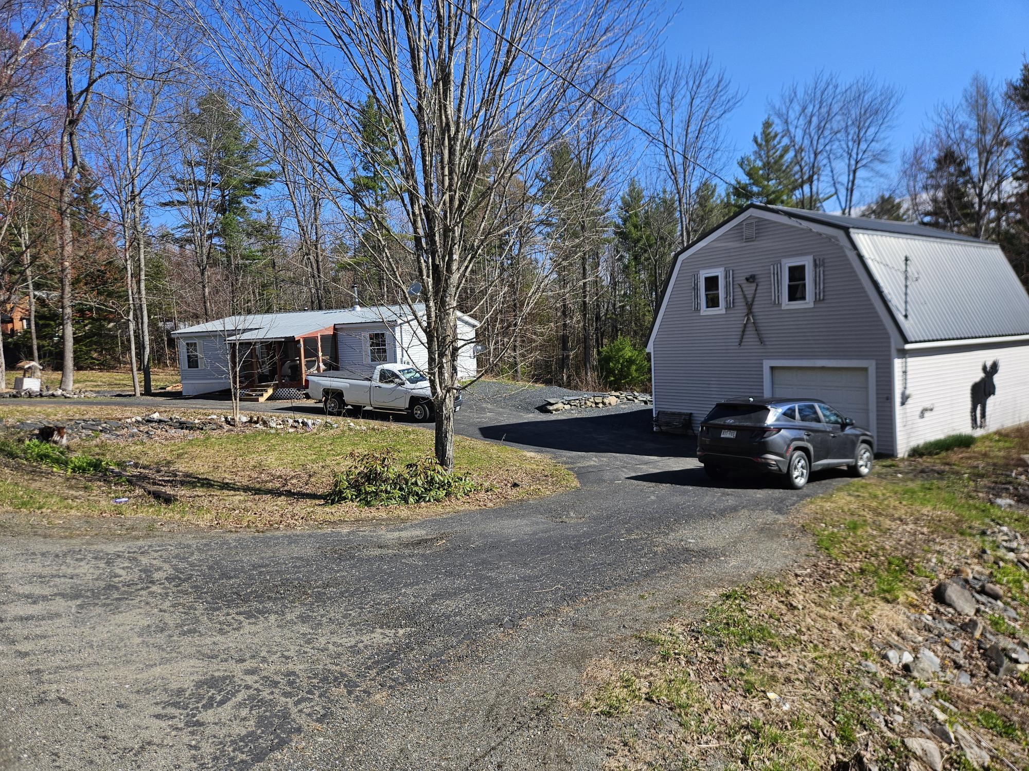 272 North Guilford Road Monson, ME 04464 - Photo 3 of 36