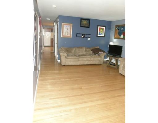 26 Spring Street Webster, MA 01570 - Photo 9 of 30 Gallery Image 9