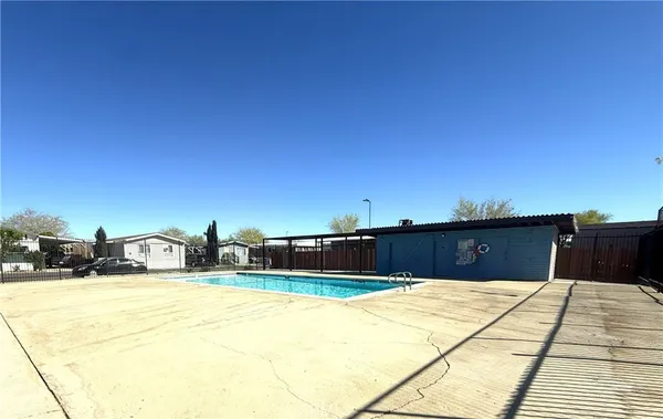 $99,799 | 3300 15th Street West, Unit 389, Rosamond, CA 93560