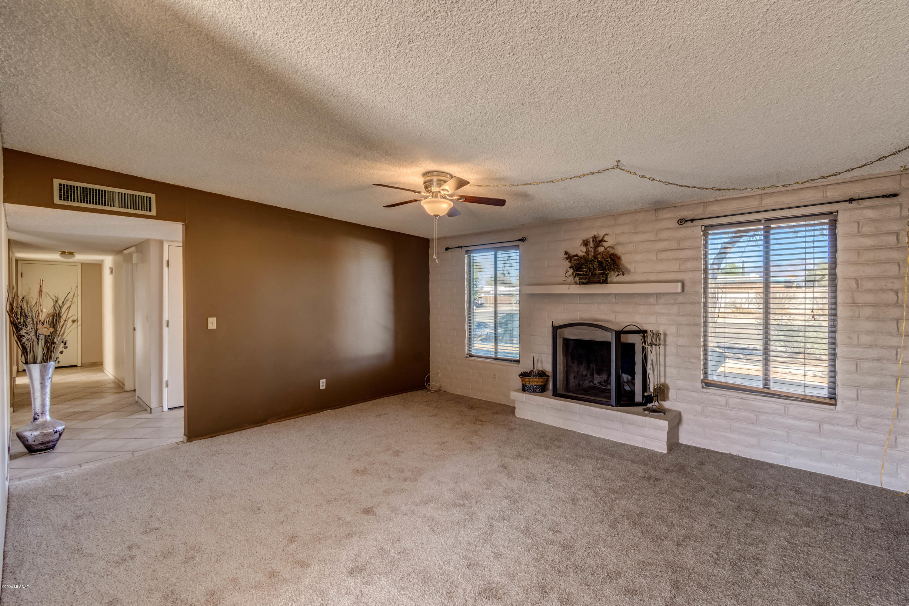 7322 East Stella Road Tucson, AZ 85730 - Photo 3 of 17