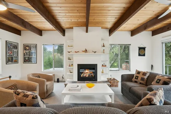 $1,295,000 | 468 Mountain Avenue, Sonoma, CA 95476