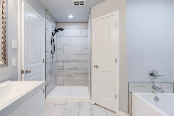 $1,695 | 8806 16th Street, Lubbock, TX 79416