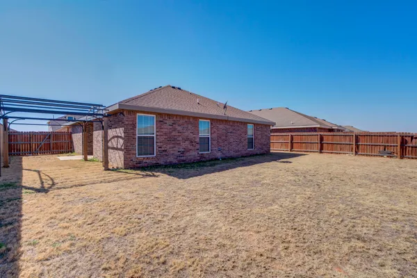 $1,695 | 8806 16th Street, Lubbock, TX 79416