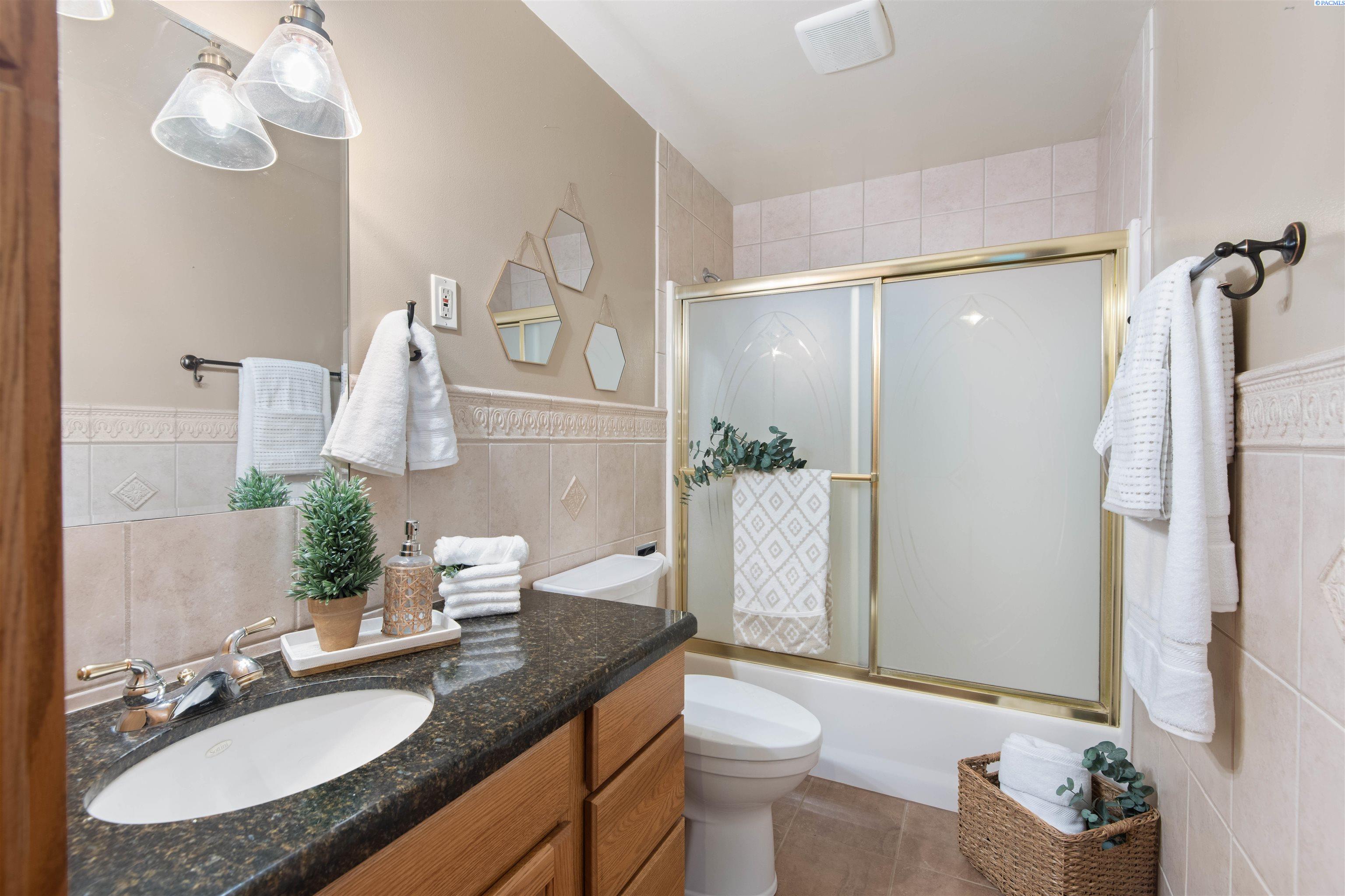 203904 East Schuster Road Kennewick, WA 99337 - Photo 13 of 50 Gallery Image 13