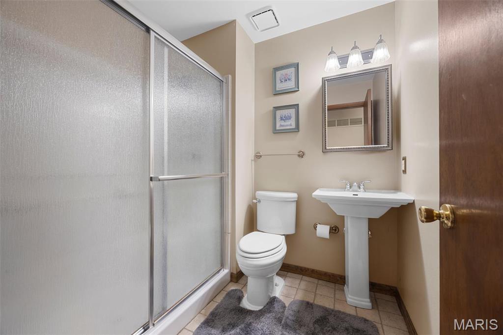 1101 Olde Coventry Drive St. Charles, MO 63301 - Photo 15 of 21