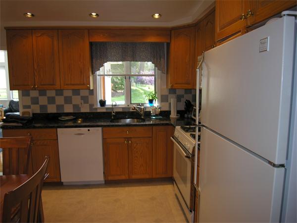 18 Hollow Ridge Road Needham, MA 02494 - Photo 8 of 22 Gallery Image 8