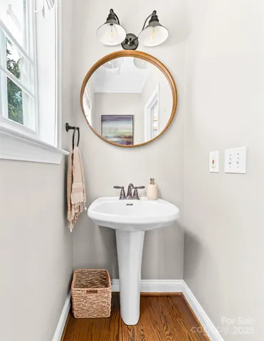 $759,000 | 20305 Queensdale Drive, Cornelius, NC 28031