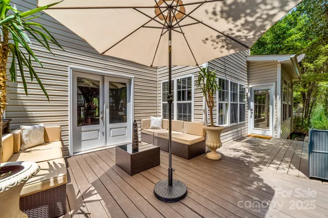 $759,000 | 20305 Queensdale Drive, Cornelius, NC 28031