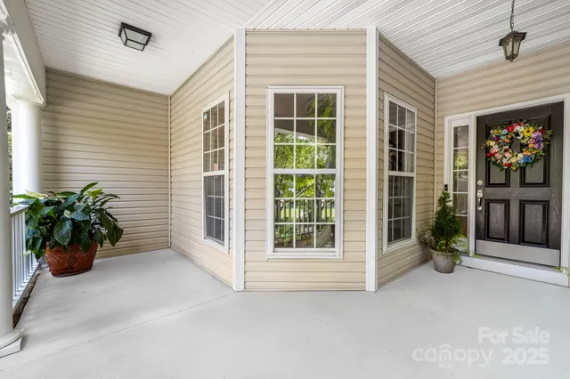 $759,000 | 20305 Queensdale Drive, Cornelius, NC 28031