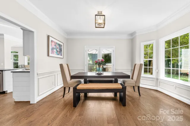 $759,000 | 20305 Queensdale Drive, Cornelius, NC 28031