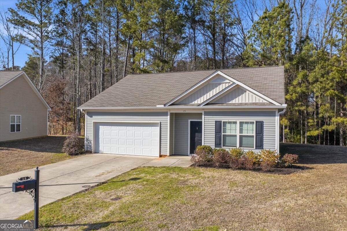 15 Grandberry Court Southwest Rome, GA 30165 - Photo 2 of 23 a view of a house with a yard
