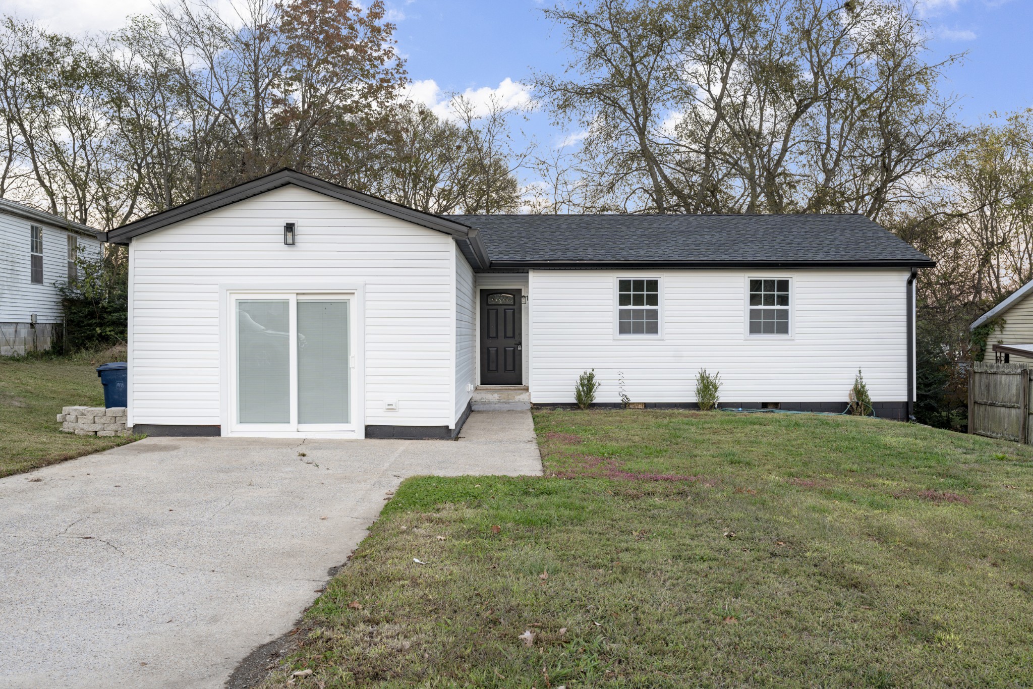 1021 Mallow Drive Madison, TN 37115 - Photo 2 of 13 a front view of house with yard
