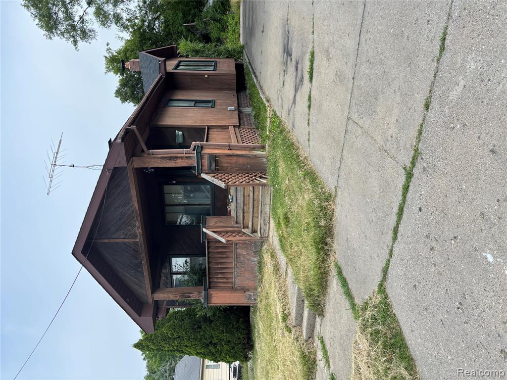 1122 Simcoe Avenue Flint, MI 48507 - Photo 2 of 21
