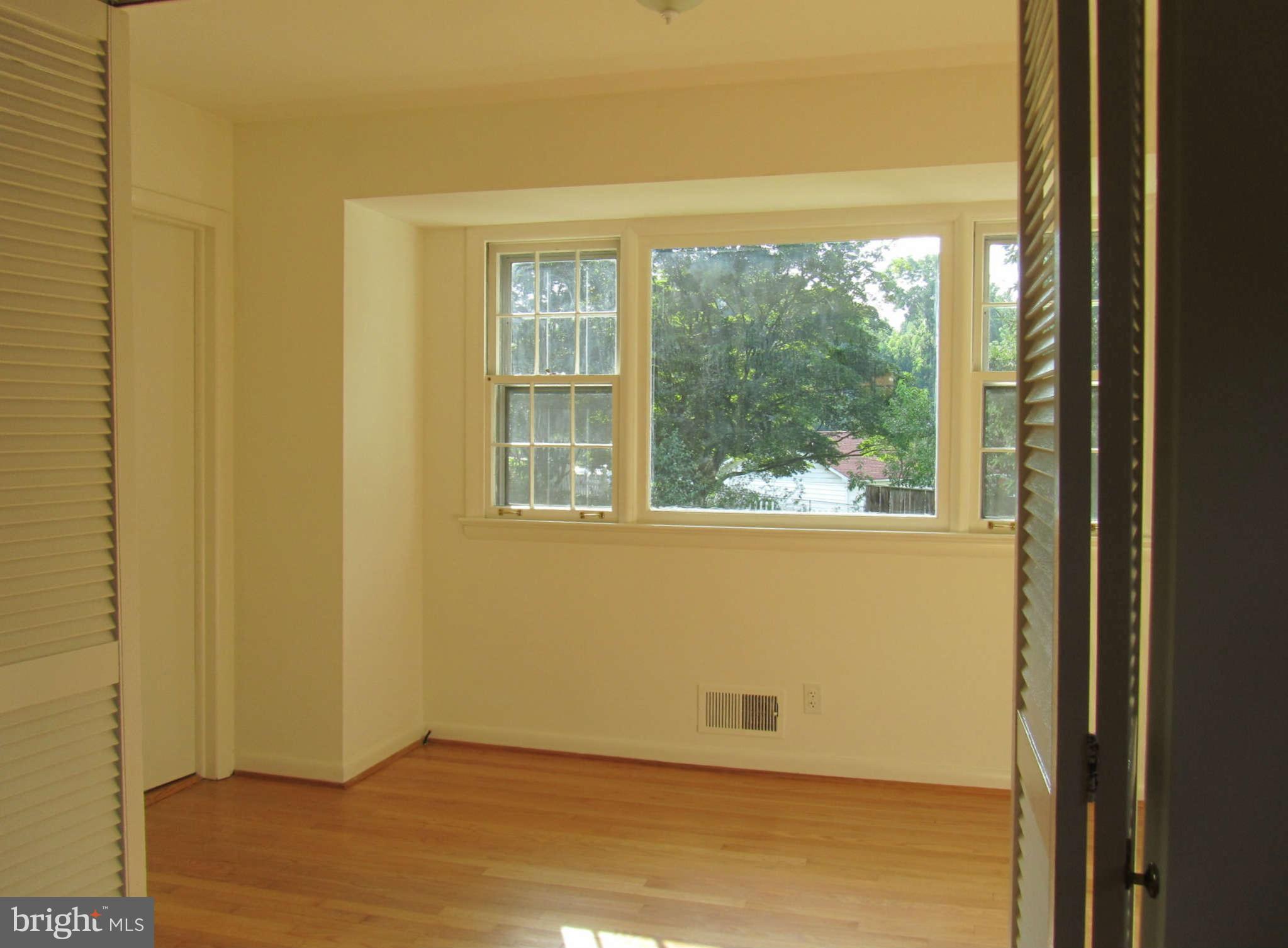 1106 Tiffany Road Silver Spring, MD 20904 - Photo 7 of 30 Interior (General)