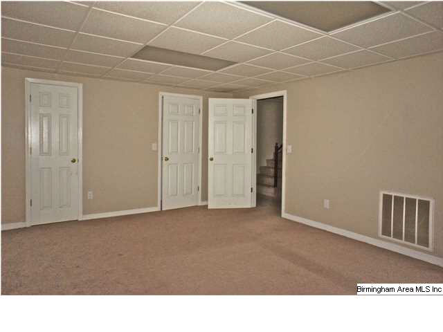 716 Jason Circle Center Point, AL 35215 - Photo 4 of 32