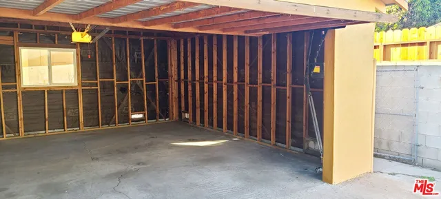 $949,000 | 4716 South Van Ness Avenue, Los Angeles, CA 90062