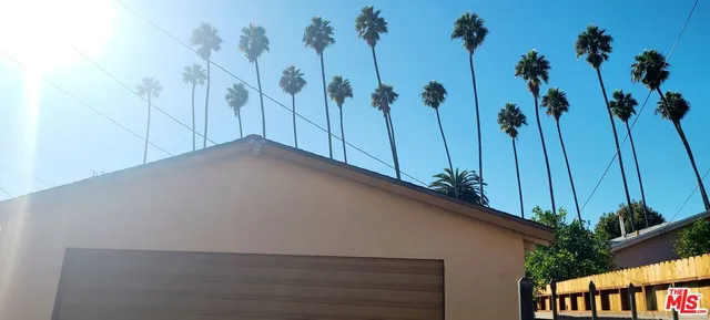 $949,000 | 4716 South Van Ness Avenue, Los Angeles, CA 90062