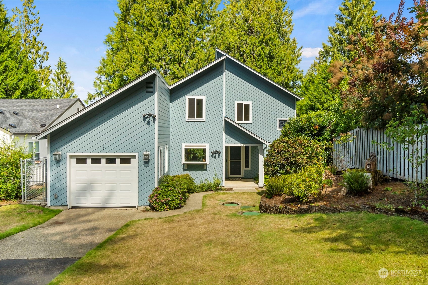 7916 Kelly Beach Road Southeast Olympia, WA 98513 - Photo 2 of 40 Gallery Image 2