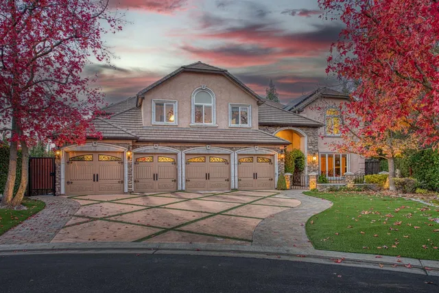 $1,499,000 | 1558 East Shadow Creek Drive, Fresno, CA 93730