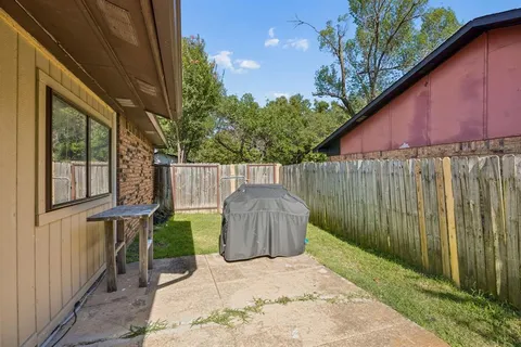 $284,995 | 2617 Emberwood Drive, Garland, TX 75043